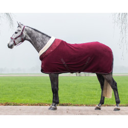 QHP Fleece rug Brilliance